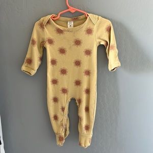 Kate Quinn Yellow Sunburst Kids Pajamas